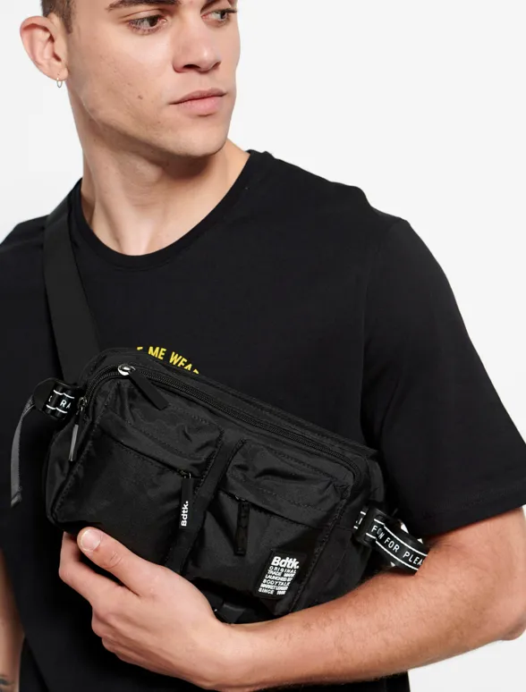 ECCO® Leather Waist Bag | Black