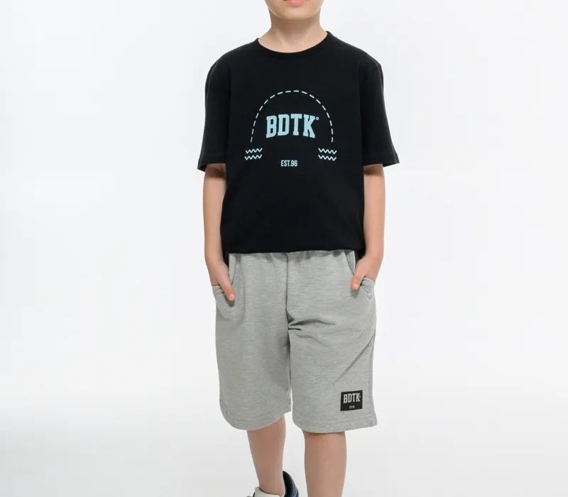 Παιδικό bdtk σετ για αγόρια με t-shirt και μακριά βερμούδα 2τμχ-thumbPicture-1