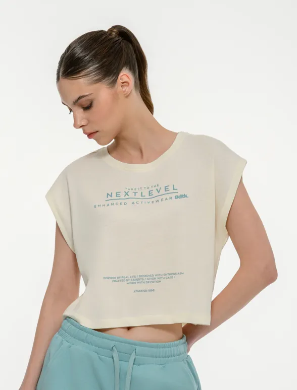 Γυναικείο κοντομάνικο crop top με τύπωμα-mainImage-1