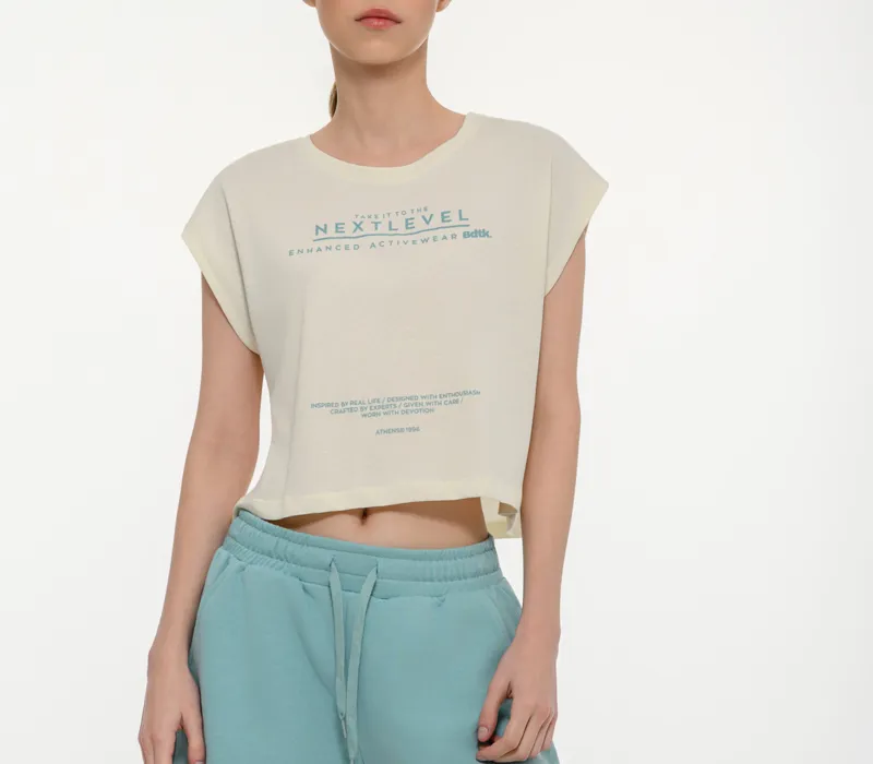Γυναικείο κοντομάνικο crop top με τύπωμα-thumbPicture-4