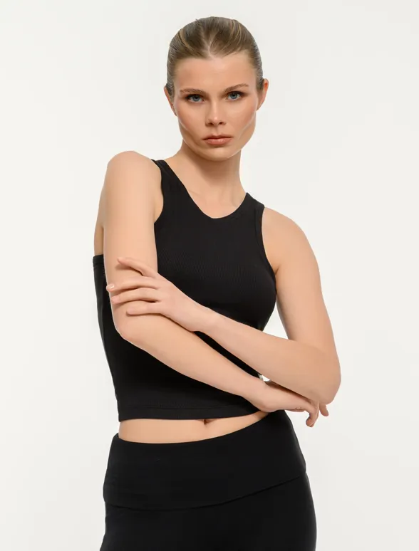 Women's sleeveless rib tank top-mainImage-3