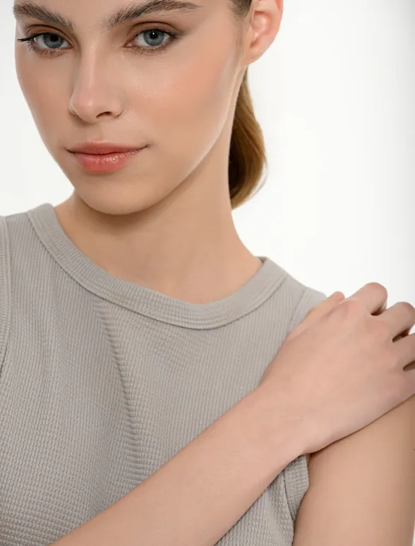Women's sleeveless waffle top-mainImage-4