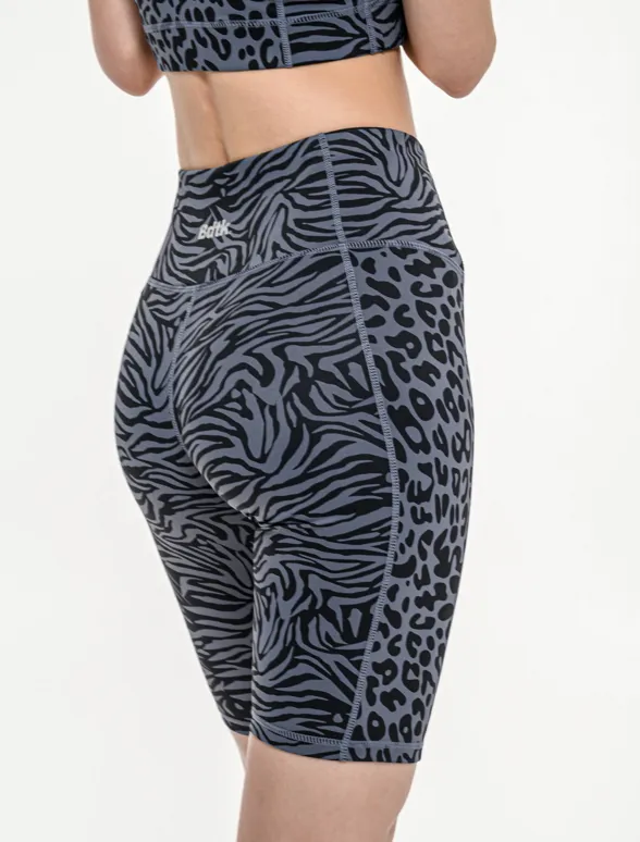 Women's athletic cycling leggings with animal print-mainImage-2
