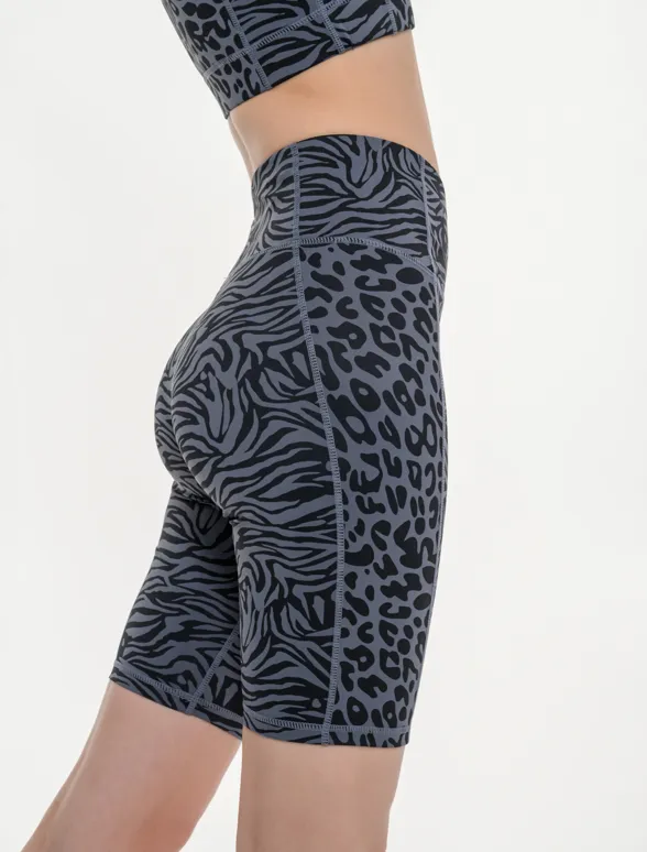 Women's athletic cycling leggings with animal print-mainImage-3