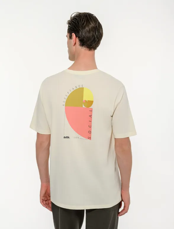 Ανδρικό κοντομάνικο t-shirt με τύπωμα στην πλάτη-mainImage-4