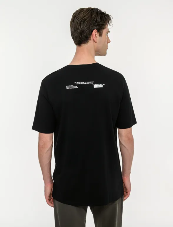 Ανδρικό κοντομάνικο t-shirt με τύπωμα στην πλάτη-mainImage-3