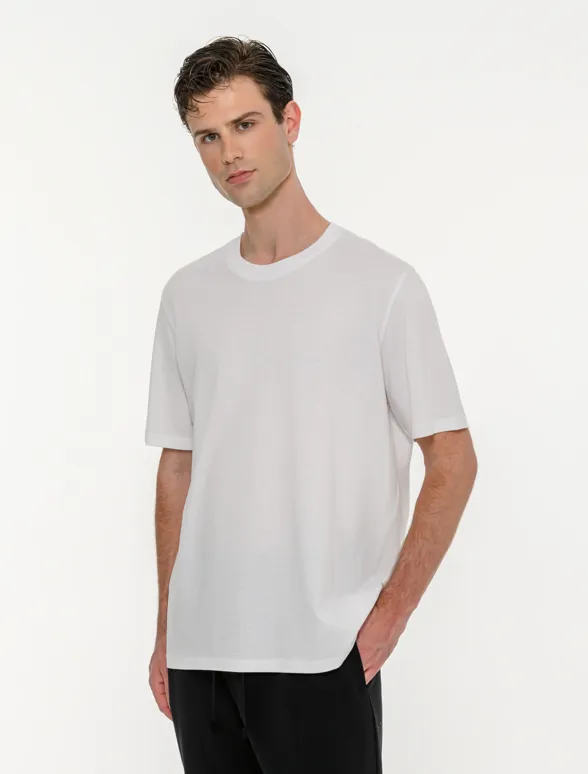 Ανδρικό κοντομάνικο t-shirt με τύπωμα στην πλάτη-mainImage-2
