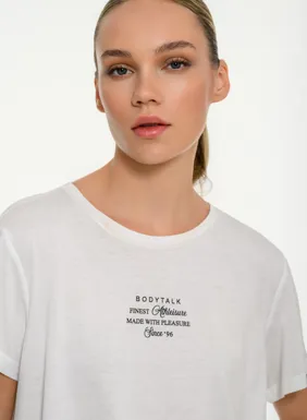 Γυναικεία oversized μπλούζα με ασύμμετρο τελείωμα