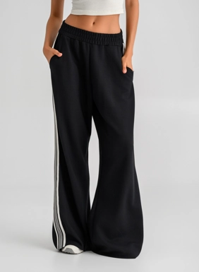 Γυναικεία φούτερ φόρμα wide leg με ρίγες
