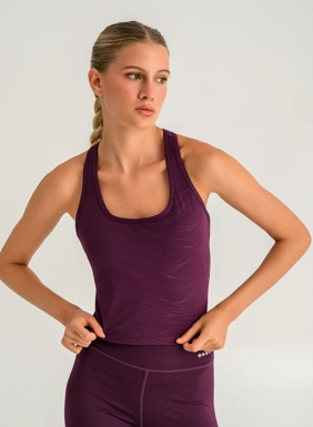 Women s sports crop top with print
